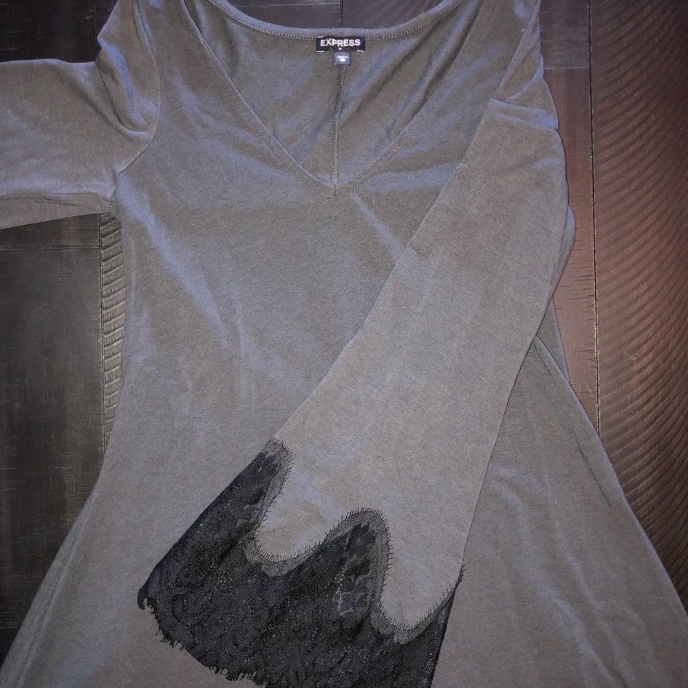 🛍 Express Long Sleeve T-Shirt Dress with Lace 🛍